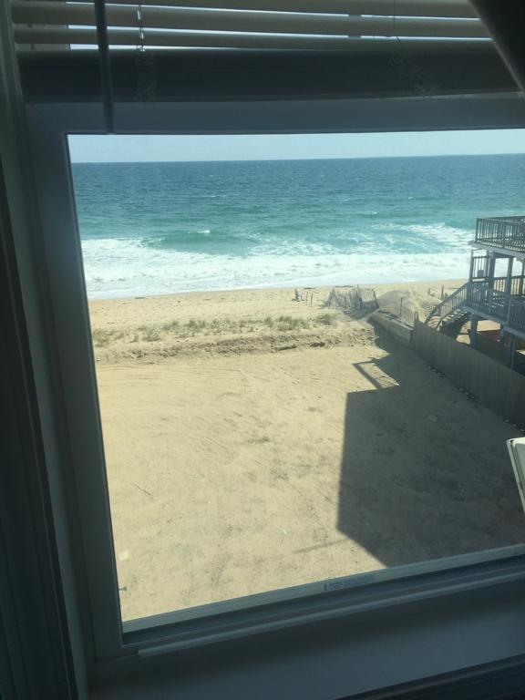 Misquamicut Beach Front Inn Westerly Eksteriør billede