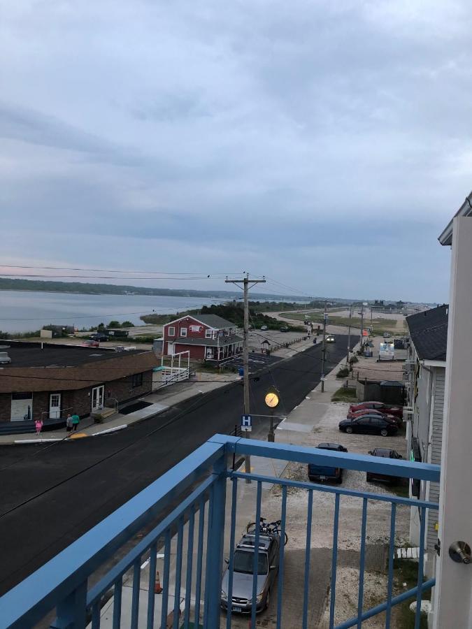 Misquamicut Beach Front Inn Westerly Eksteriør billede