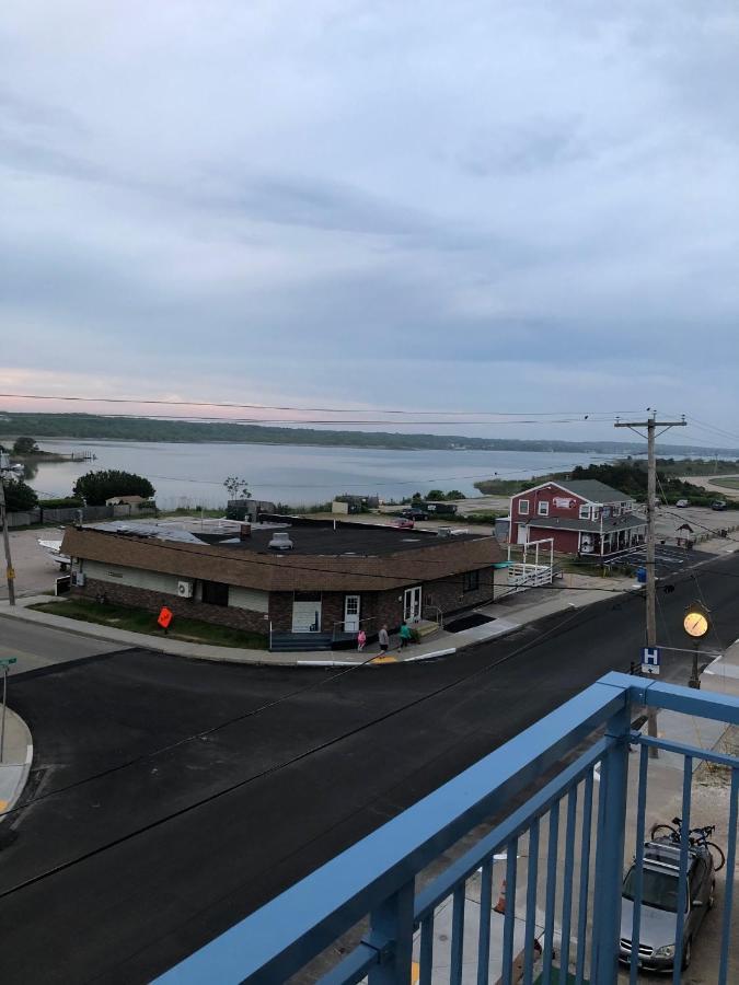 Misquamicut Beach Front Inn Westerly Eksteriør billede